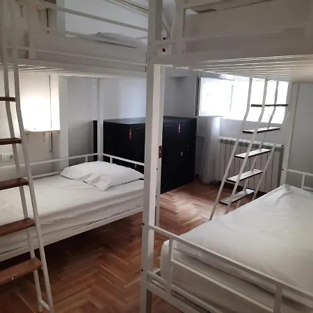 Hostel New Generation *