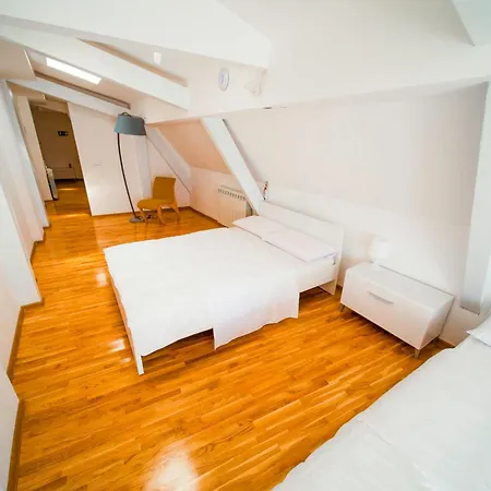 旅馆 New Generation *