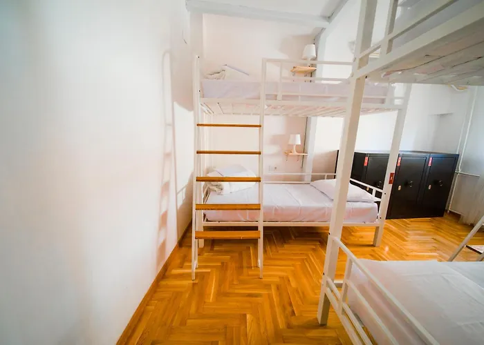 New Generation ホステル *