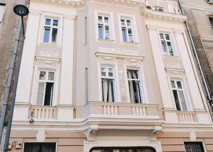 ホステル New Generation *